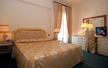 Quattro Stagioni & 3*